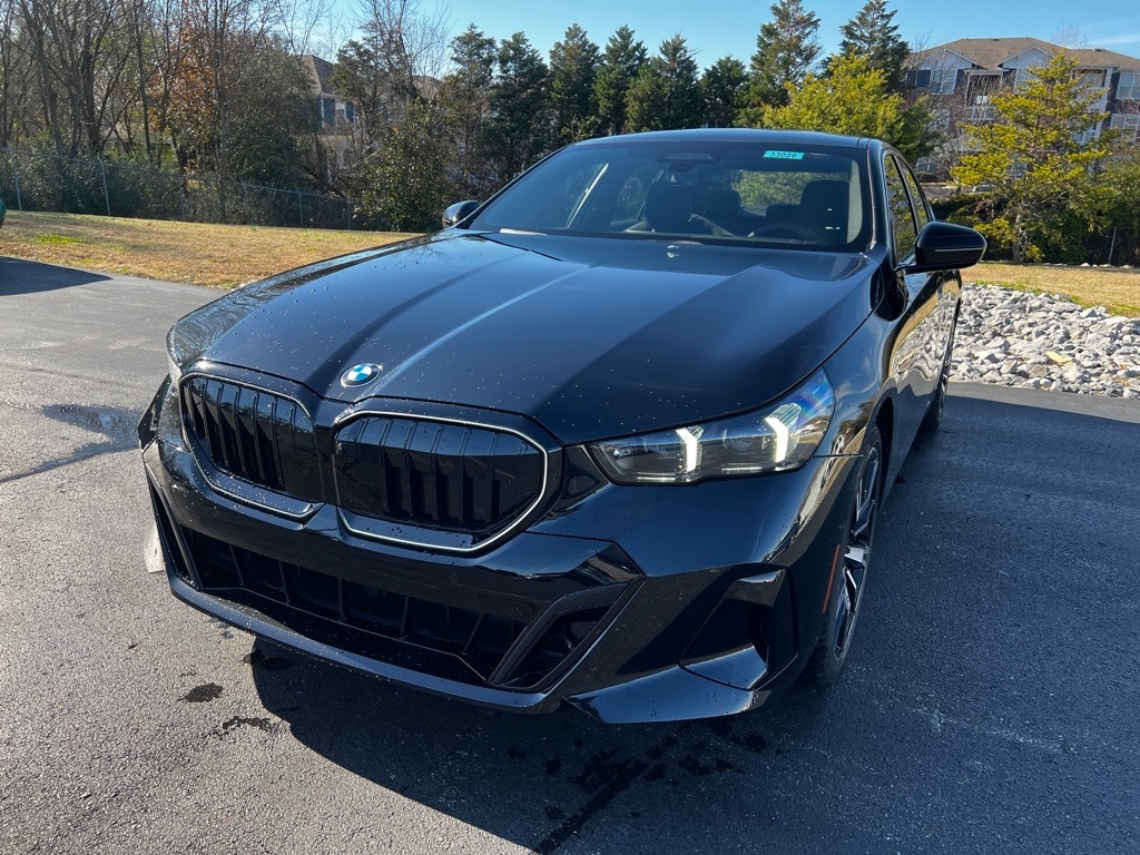 2026 BMW 5 Series 530i's photo