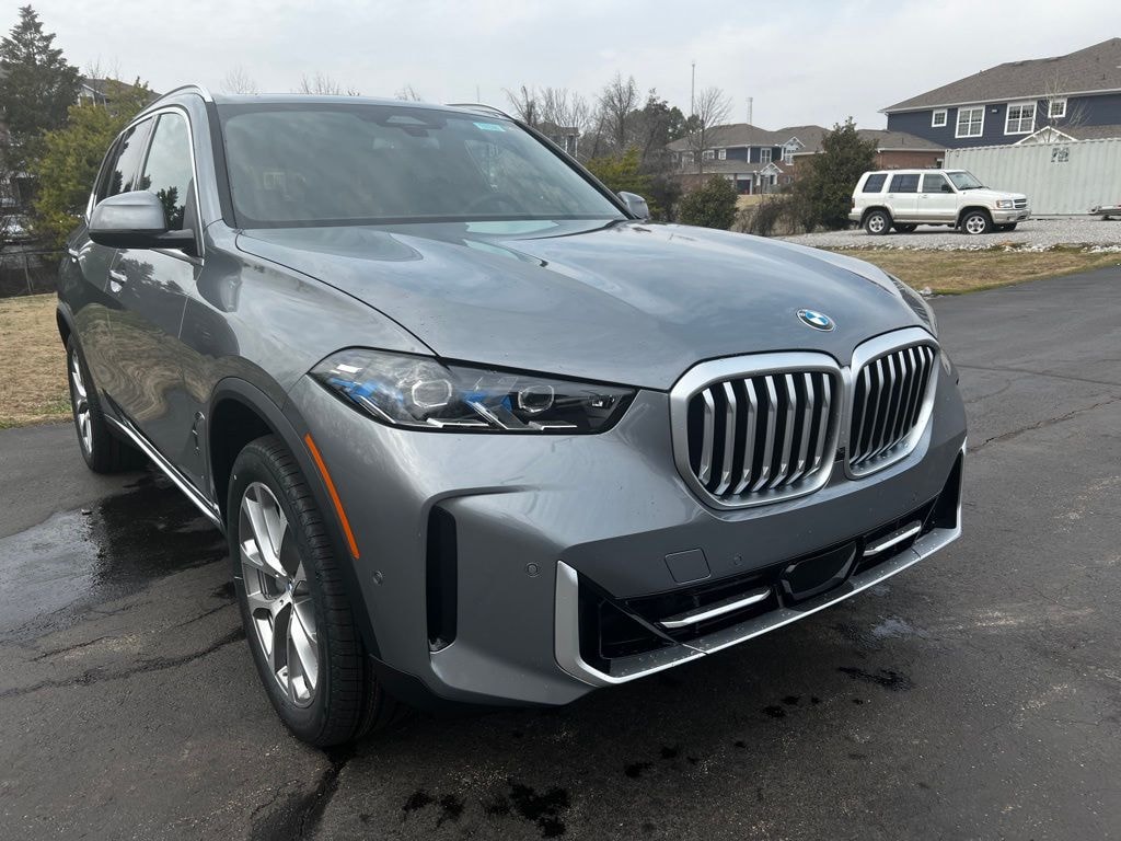 New 2026 BMW X5 xDrive40i SUV