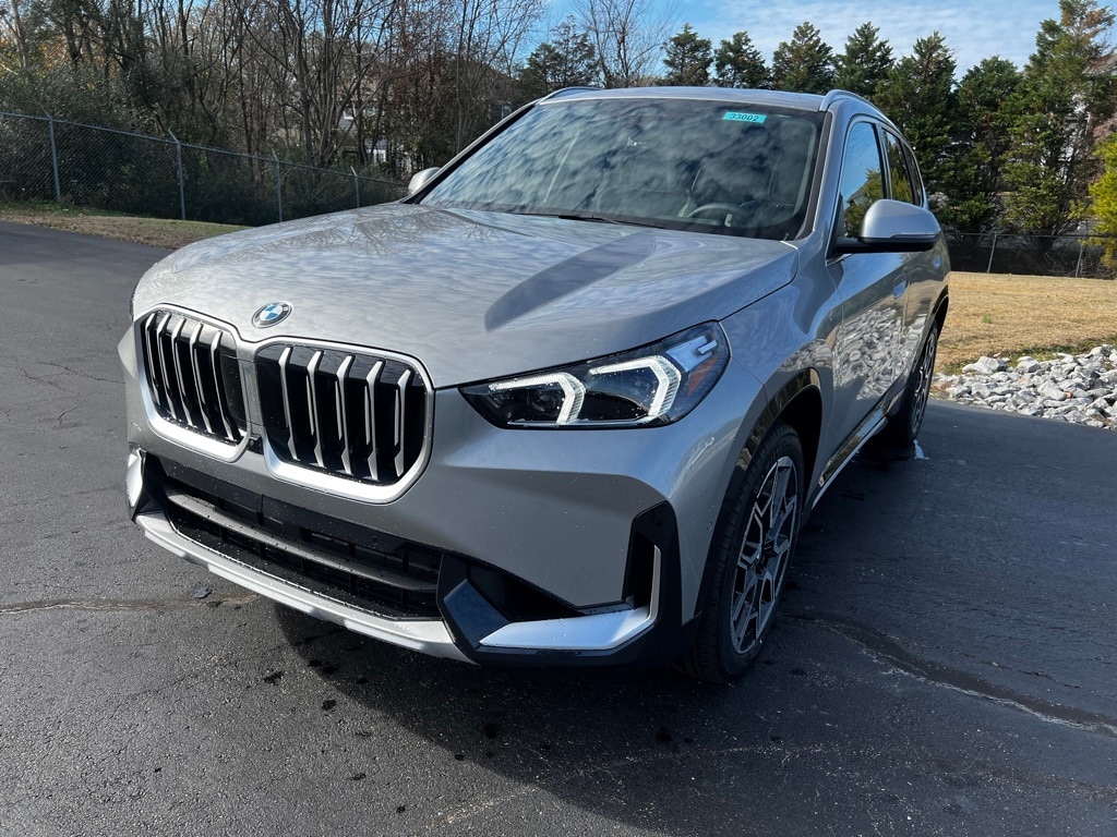 2026 BMW X1 28i's photo