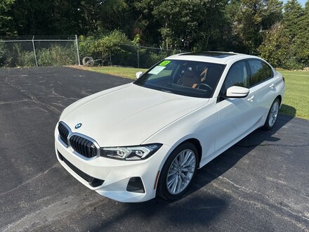 2023 BMW 330i Sedan