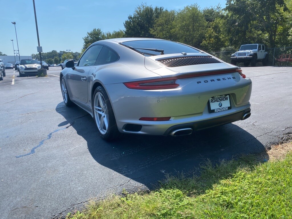 2019 Porsche 911 4 photo 3