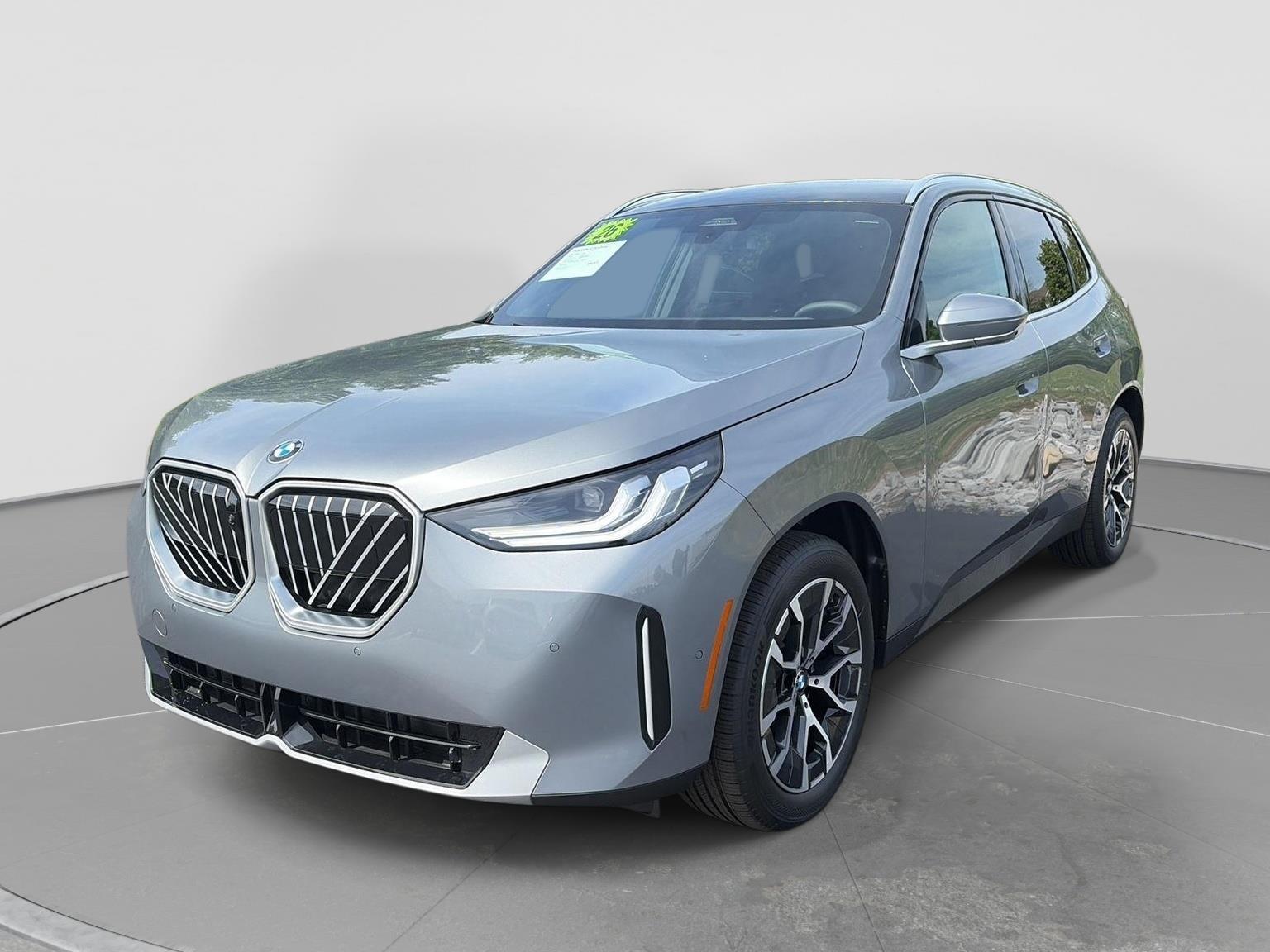 2026 BMW X3 30 XDRIVE's photo