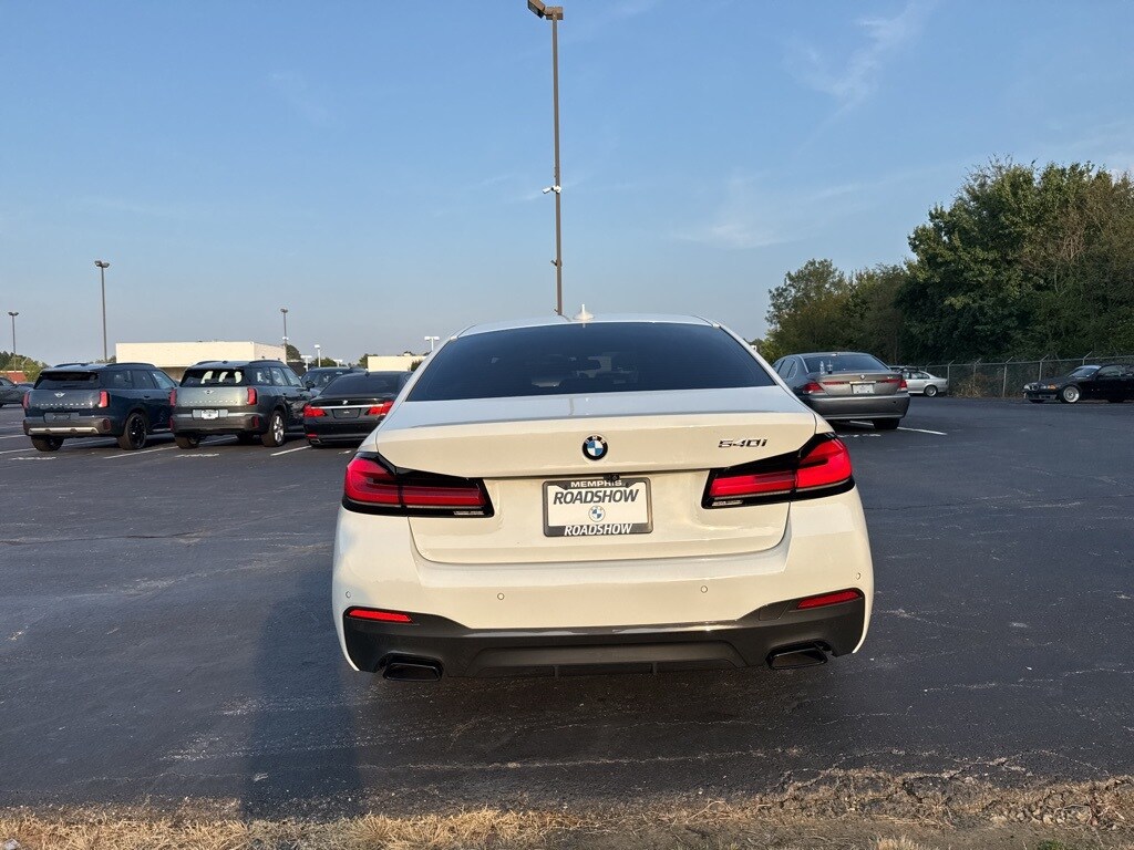 2022 Bmw 540i photo 4