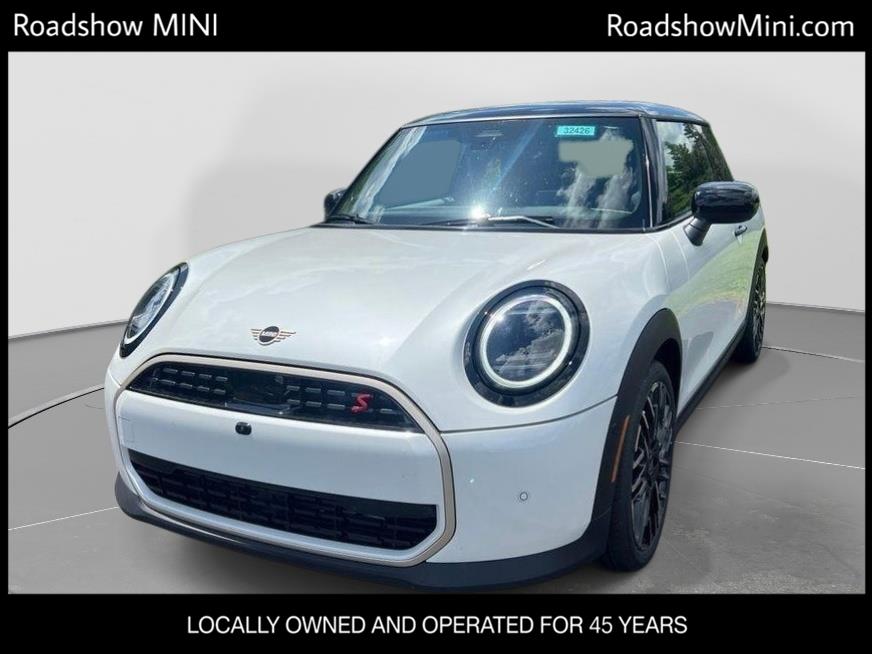 2025 MINI Hardtop Cooper S's photo