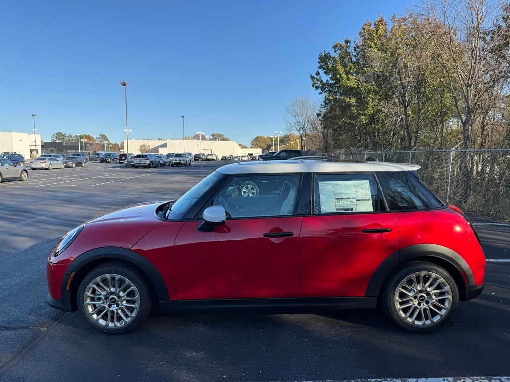 New 2025 MINI Hardtop 4 Door Signature Plus Hatchback