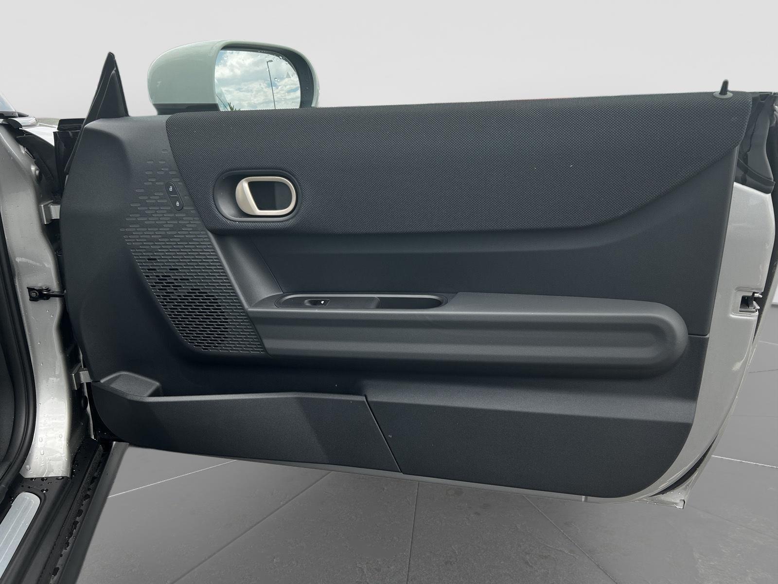 2026 MINI Convertible Base - Photo 19
