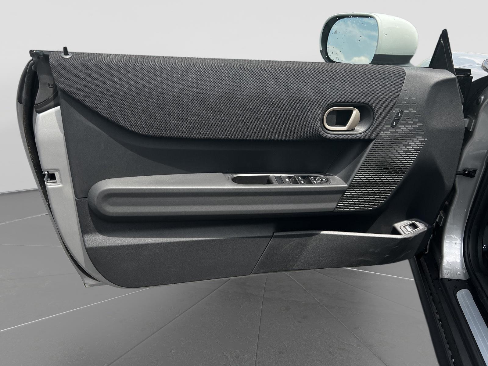 2026 MINI Convertible Base - Photo 11