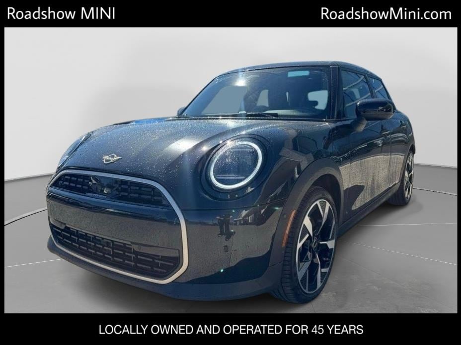 2026 MINI Hardtop's photo