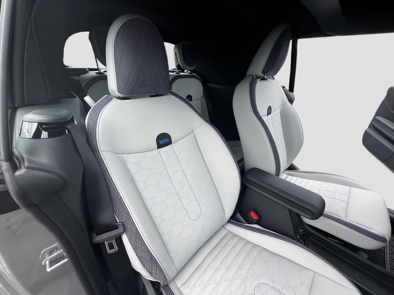 2026 MINI Convertible Base - Photo 20