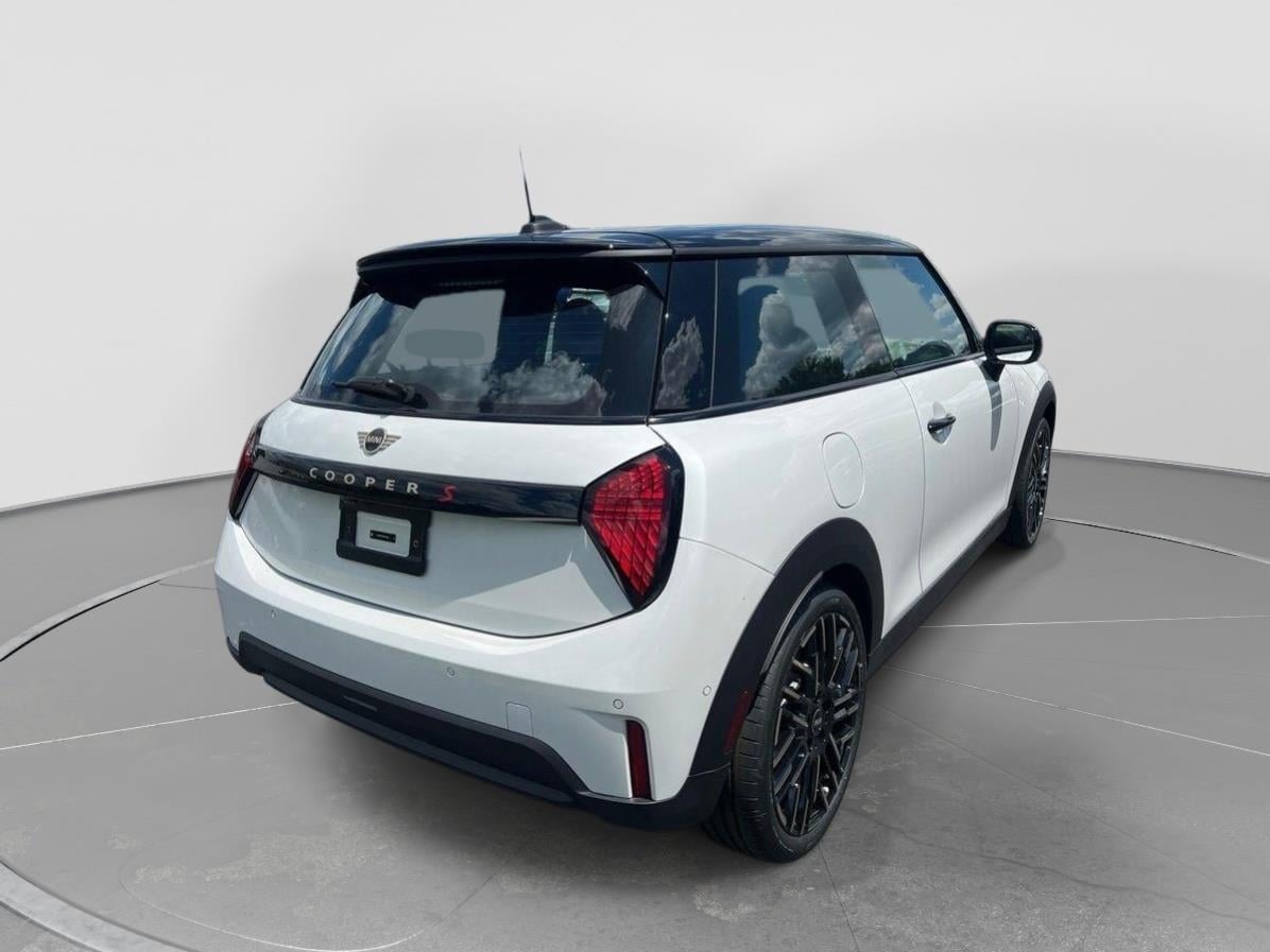 2025 MINI Hardtop 2 Door S - Photo 6
