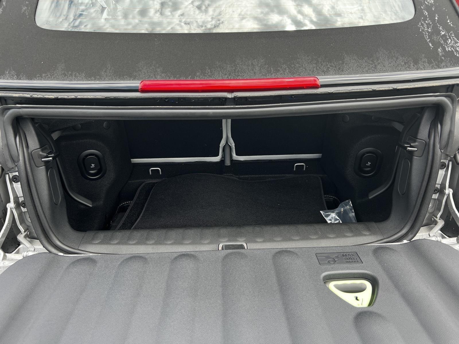 2026 MINI Convertible Base - Photo 18