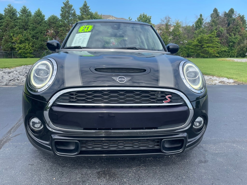 Used 2021 MINI Hardtop 2 Door S with VIN WMWXR5C02M2N05607 for sale in Cordova, TN