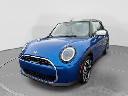 2026 MINI Convertible Signature Plus Convertible