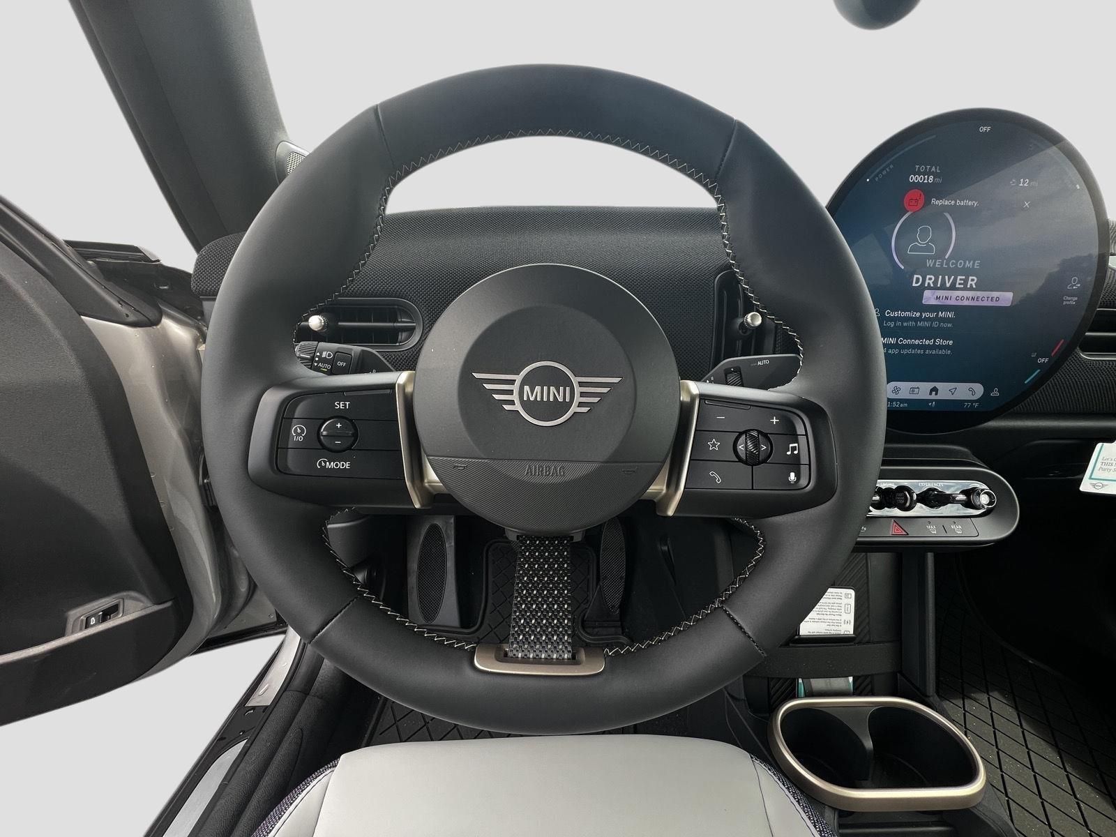 2026 MINI Convertible Base - Photo 14