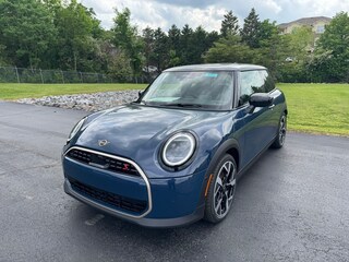 2025 MINI Hardtop 2 Door Signature Plus Hatchback