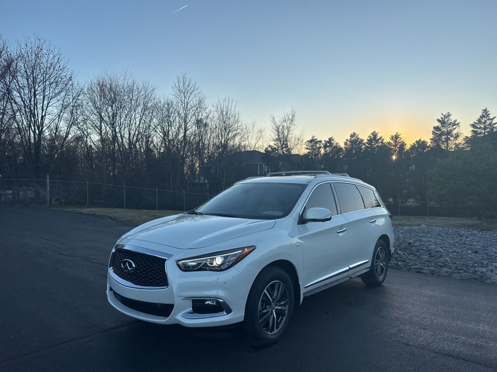 2019 INFINITI QX60 LUXE