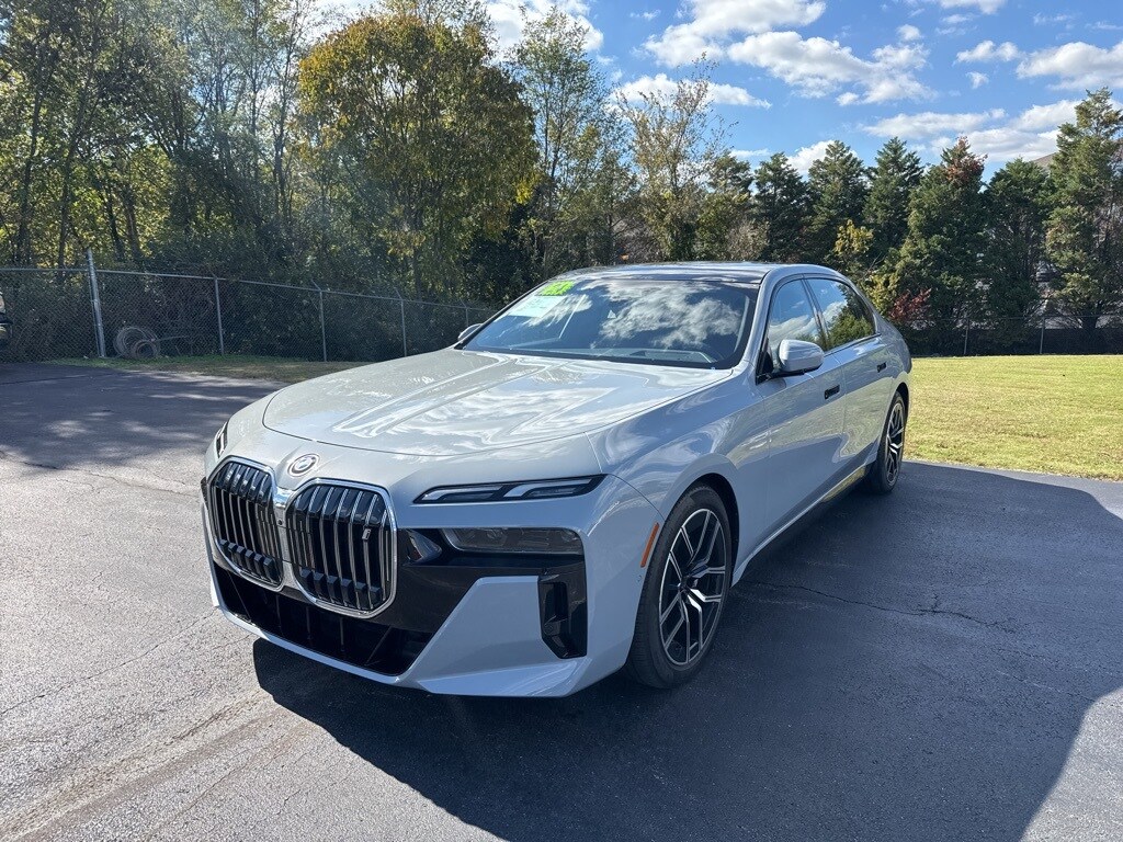 Used 2024 BMW i7 xDrive60 Sedan