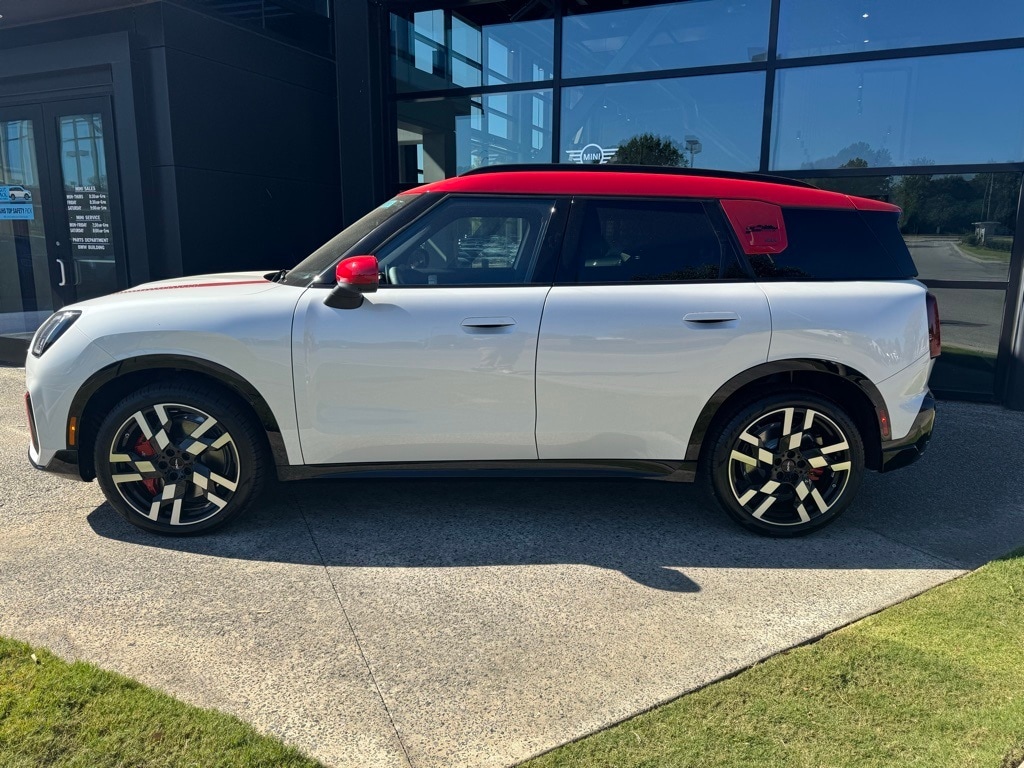 New 2026 MINI Countryman Iconic SUV