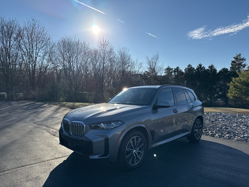 2025 BMW X5 40i's photo