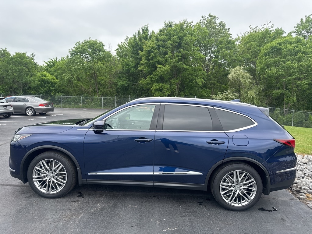 Used 2022 Acura MDX Advance Package with VIN 5J8YE1H86NL015677 for sale in Cordova, TN