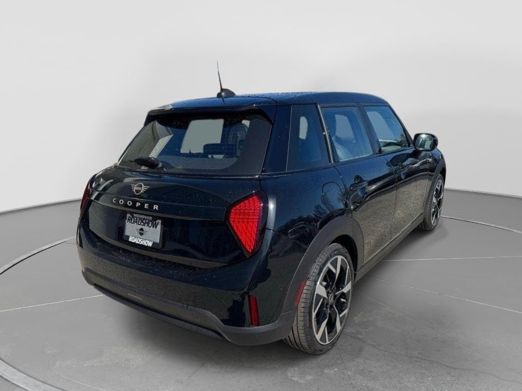 2026 MINI Hardtop 4 Door - Photo 7