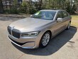  BMW 740i
