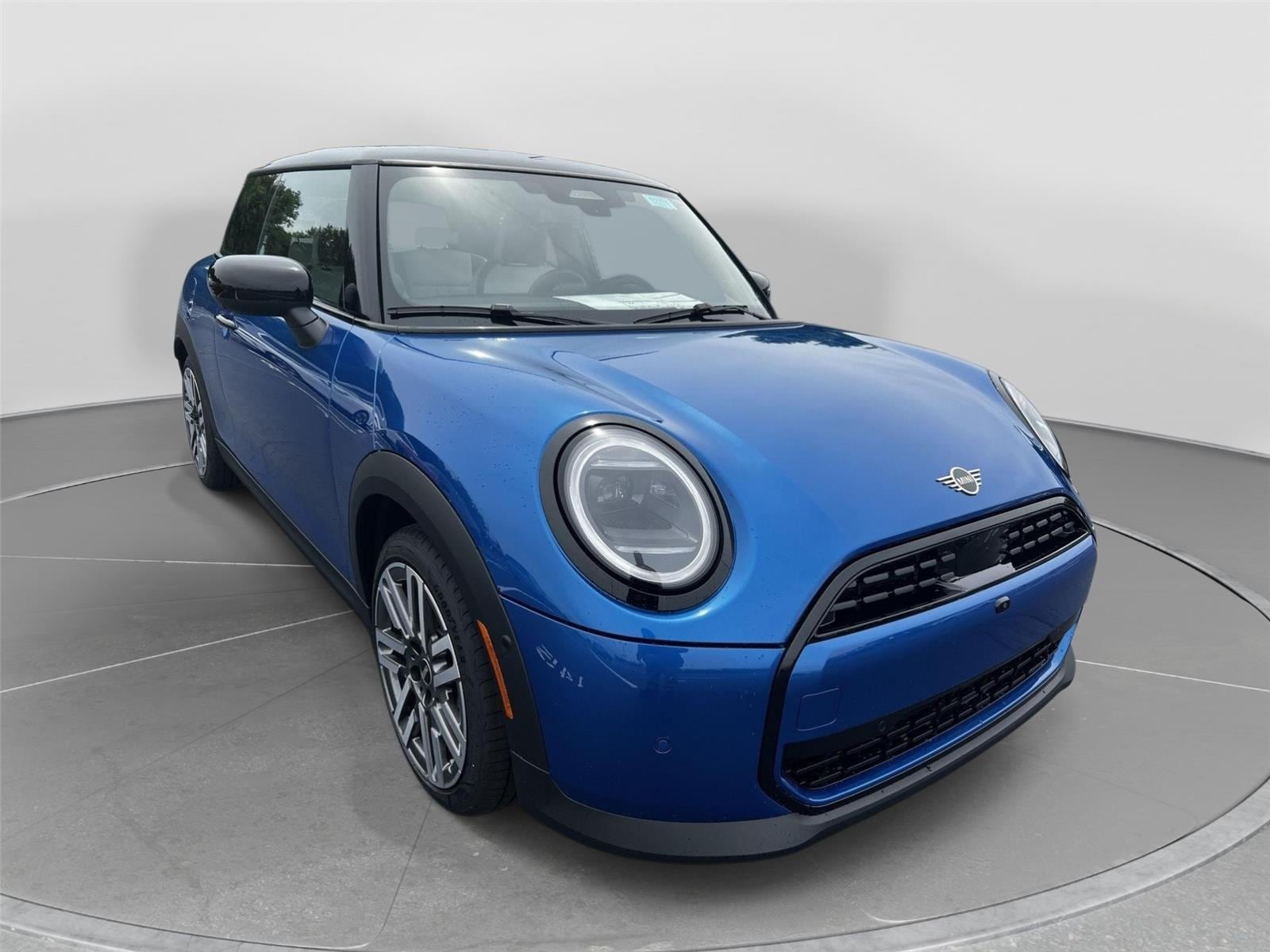 2026 MINI Hardtop 2 Door - Photo 3