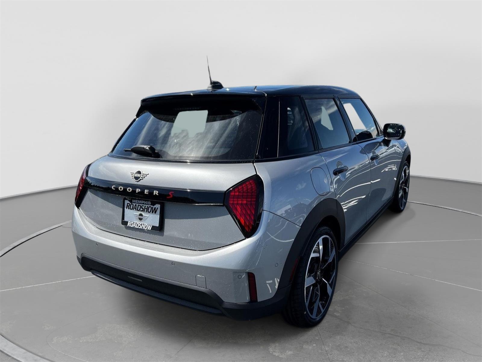 2026 MINI Hardtop 4 Door S - Photo 6