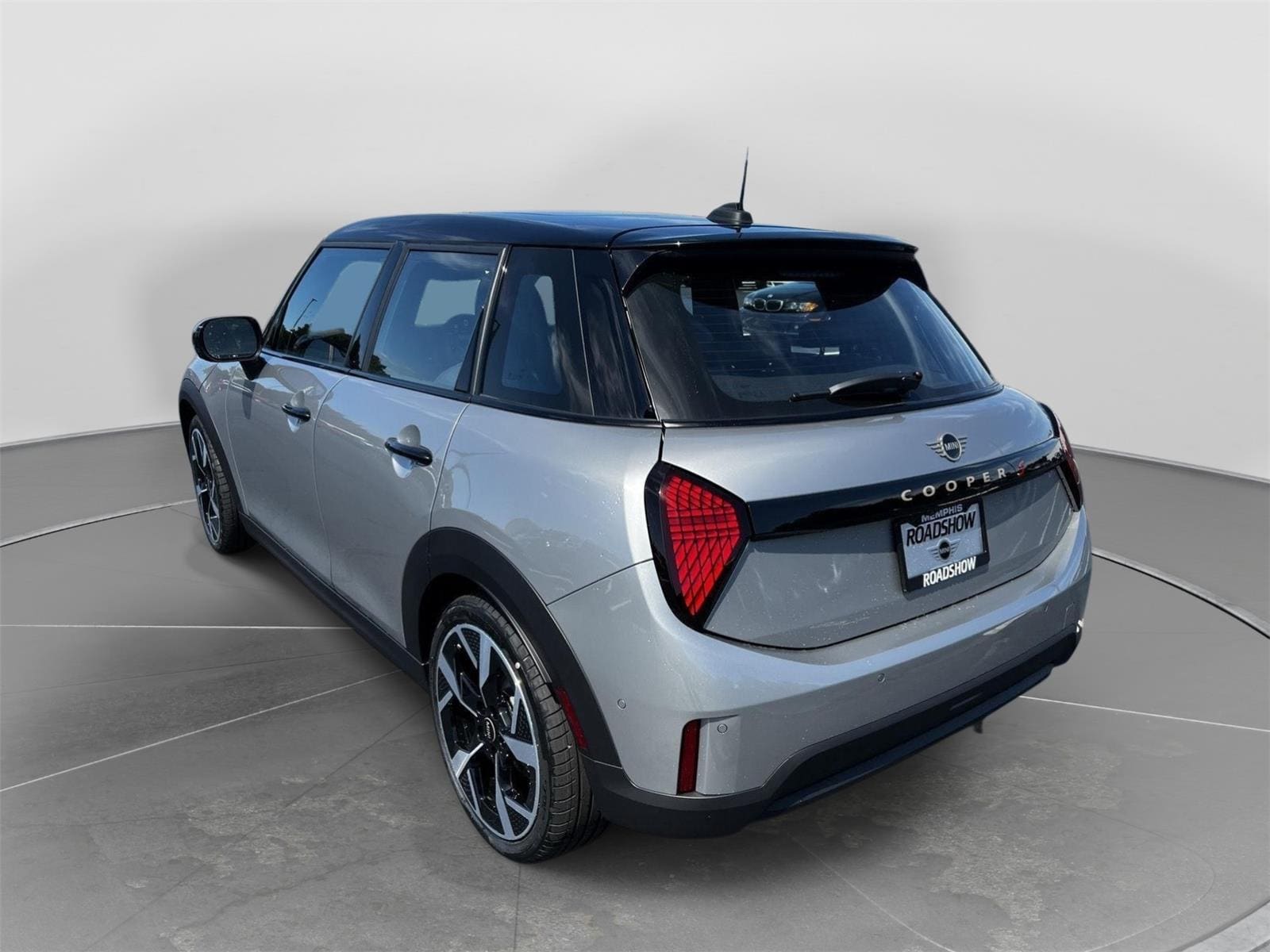 2026 MINI Hardtop 4 Door S - Photo 8