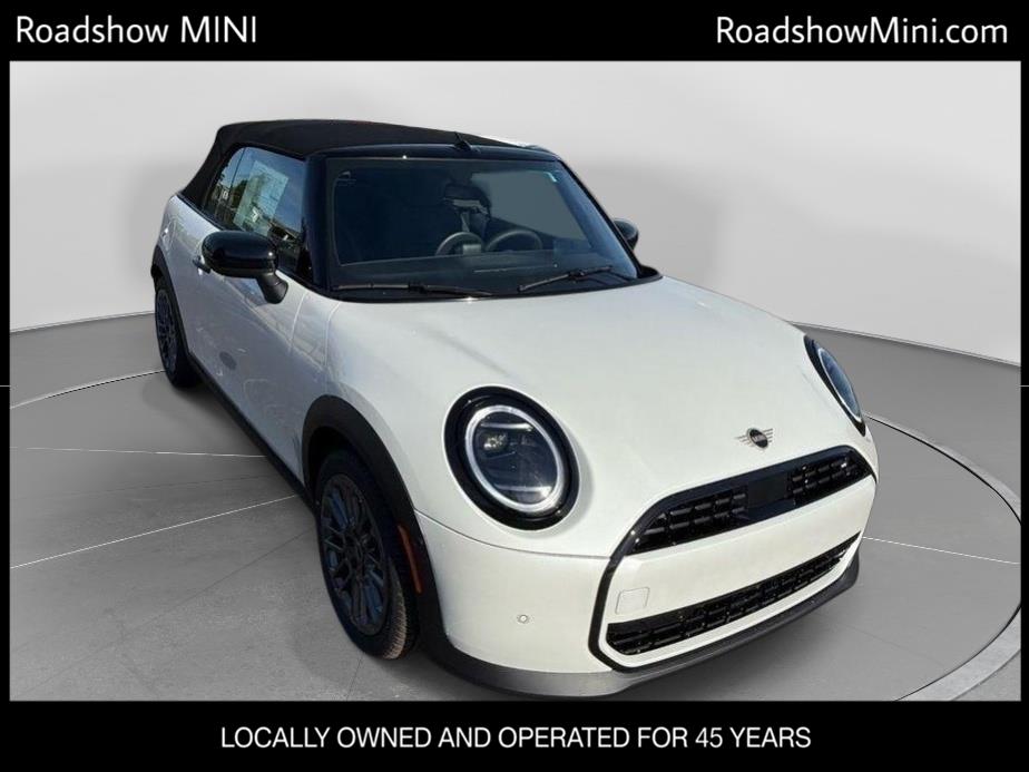 2026 MINI Convertible Cooper Signature's photo