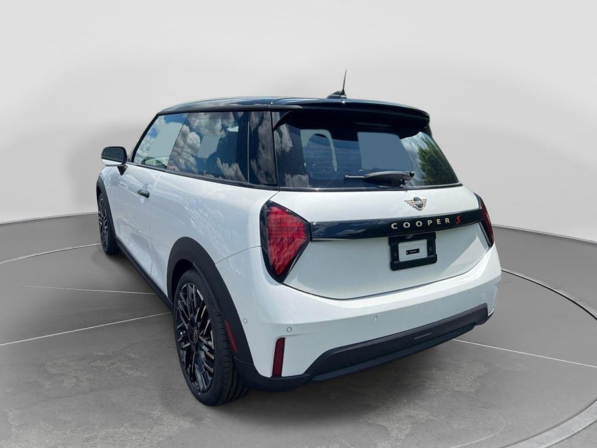 2025 MINI Hardtop 2 Door S - Photo 8