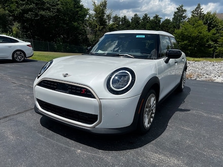 2025 MINI Hardtop 4 Door Signature Plus Hatchback