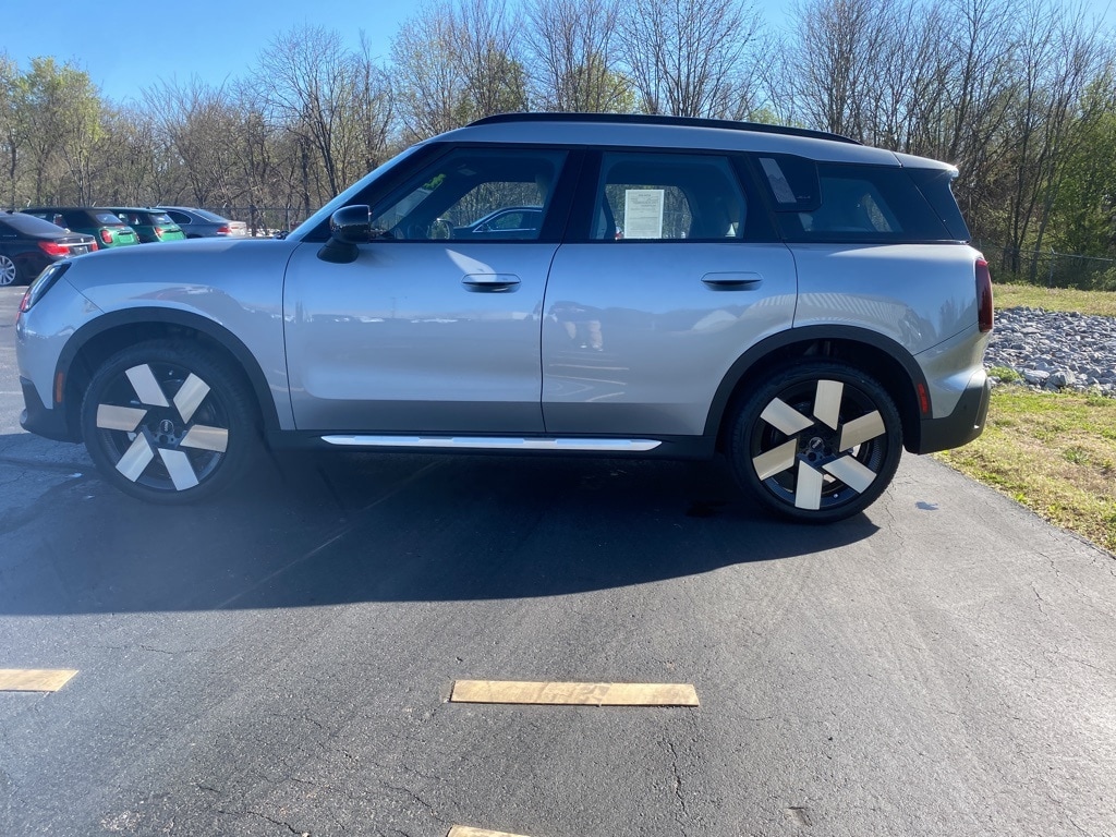 Used 2025 MINI Countryman S with VIN WMZ23GA0XS7R05864 for sale in Cordova, TN