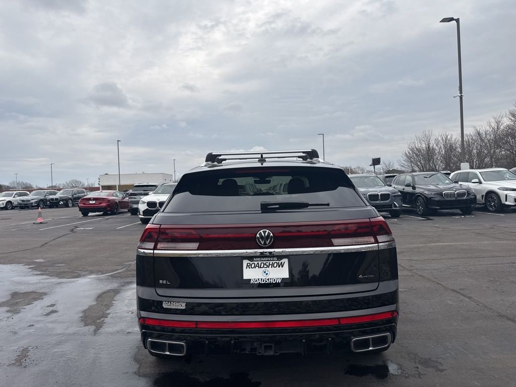 Used 2024 Volkswagen Atlas Cross Sport 2.0T SEL R-Line SUV