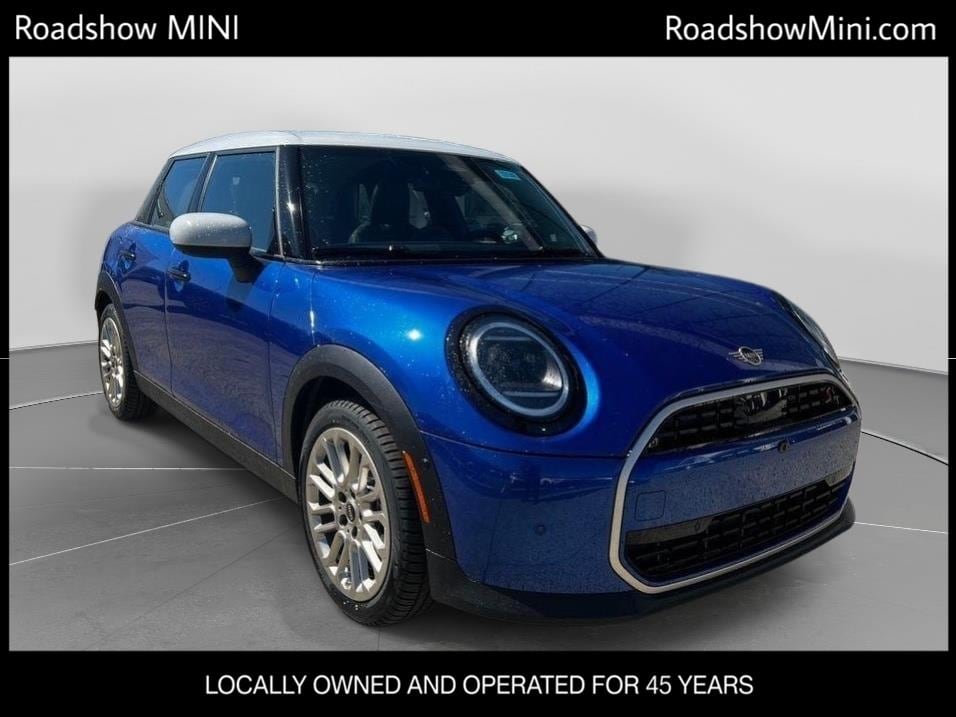 2026 MINI Hardtop Cooper S's photo