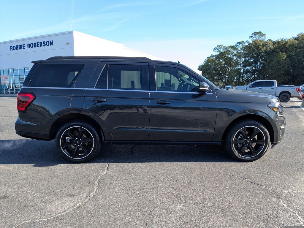 Used 2022 Ford Expedition Limited Sport Utility