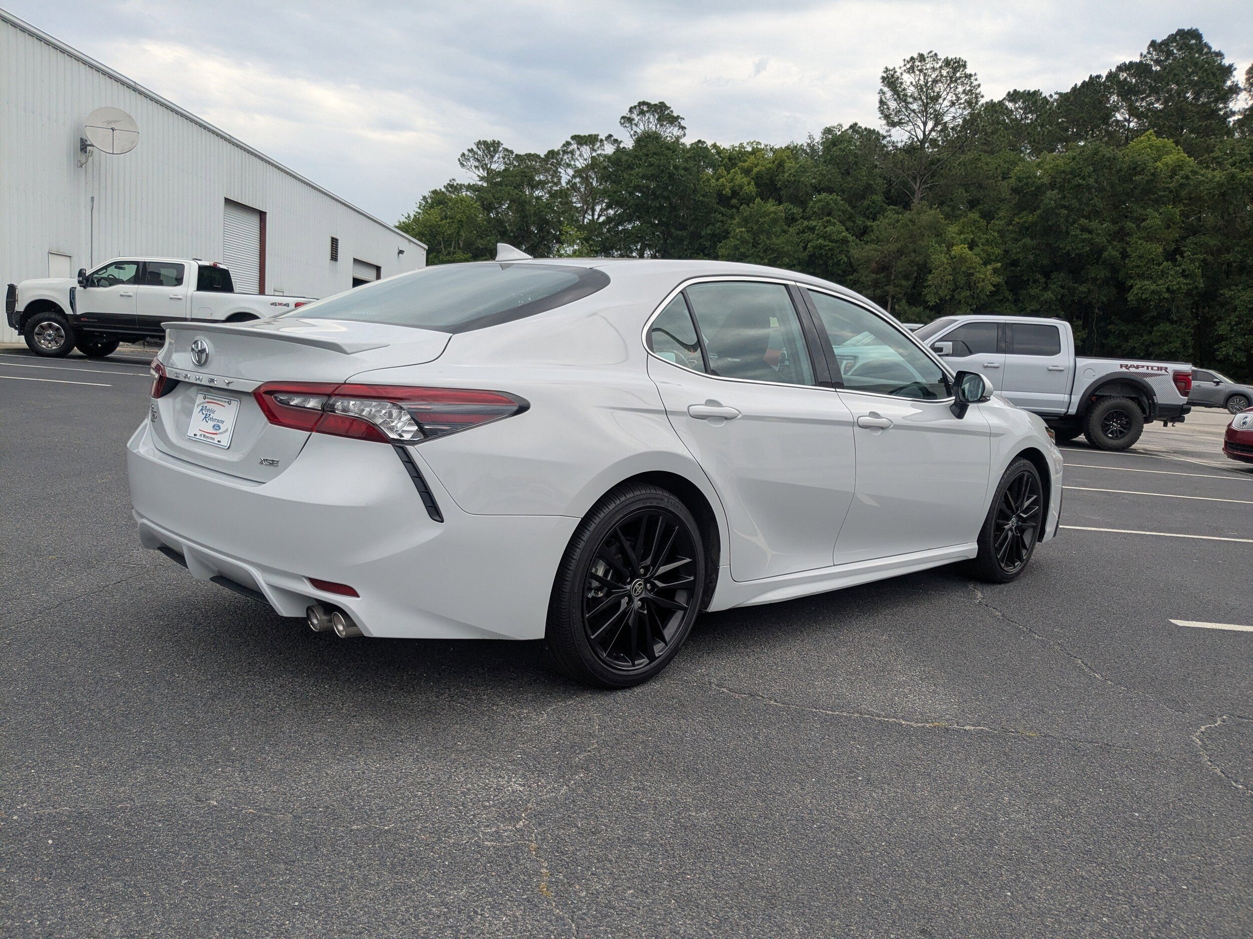 2023 Toyota Camry XSE photo 4
