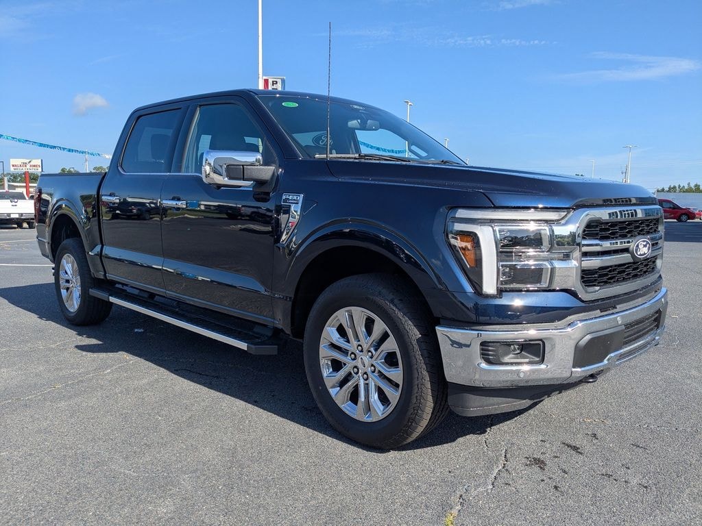 New 2025 Ford F-150 Lariat Crew Cab