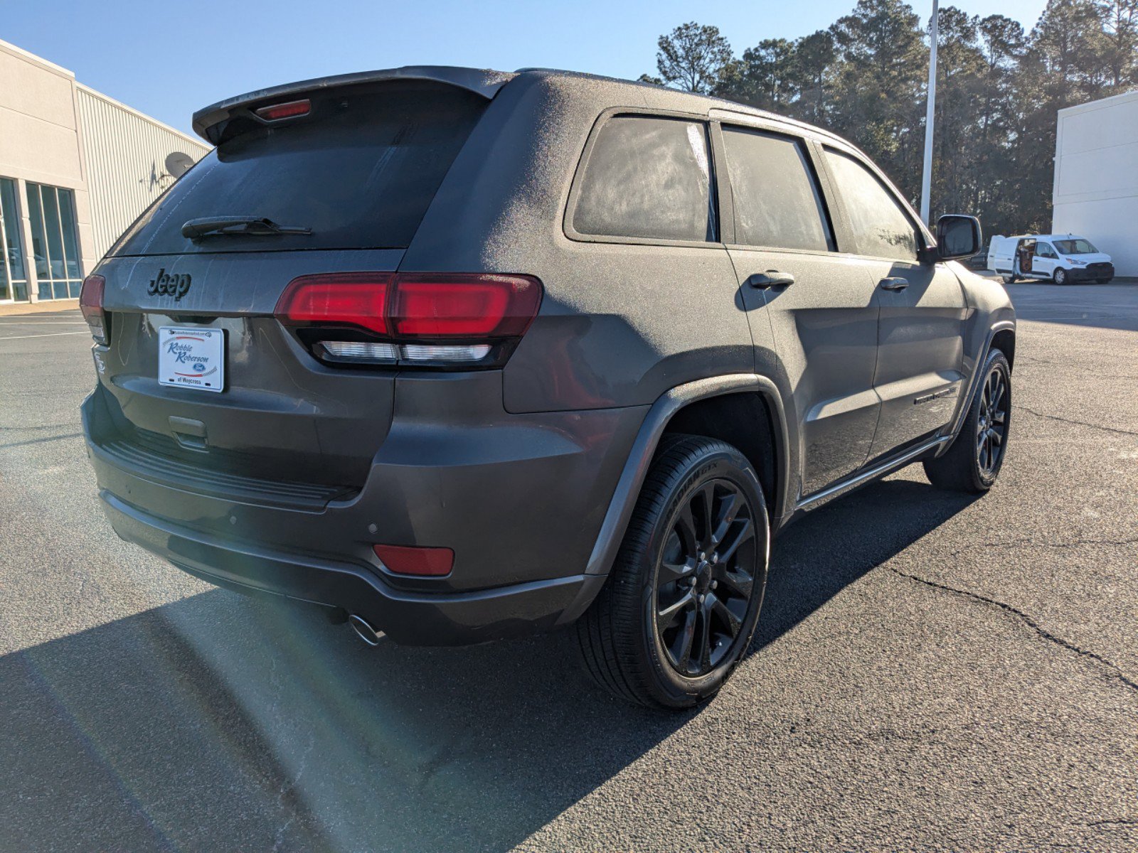 2020 Jeep Grand Cherokee Altitude photo 4