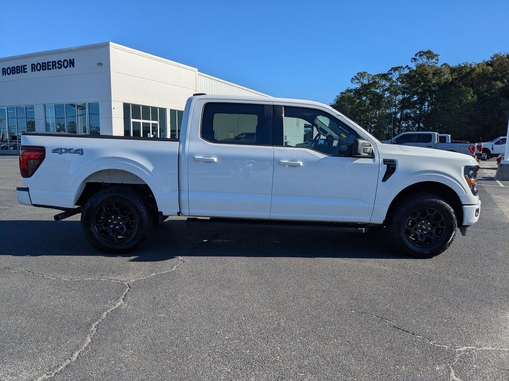 New 2025 Ford F-150 XLT Crew Cab