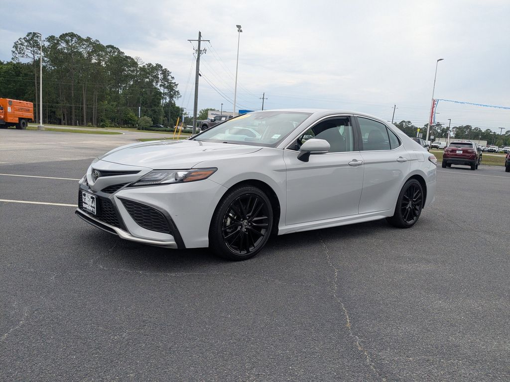 2023 Toyota Camry XSE - Photo 8
