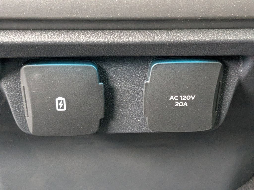 2025 Ford F-150 Lariat - Photo 16