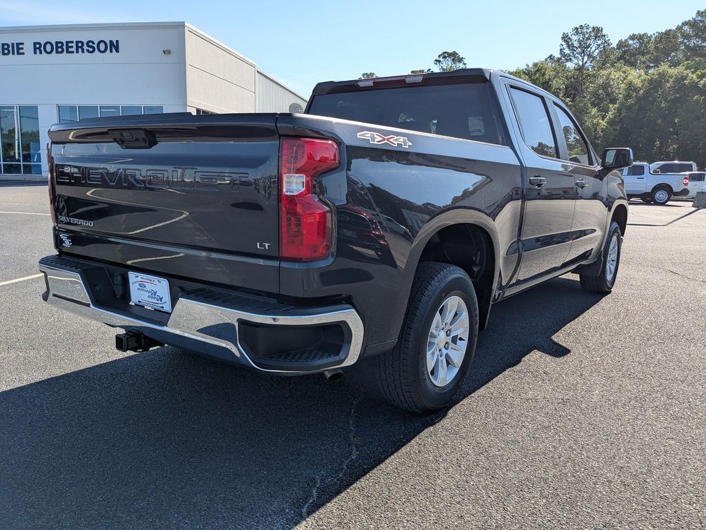 2023 Chevrolet Silverado 1500 LT photo 4