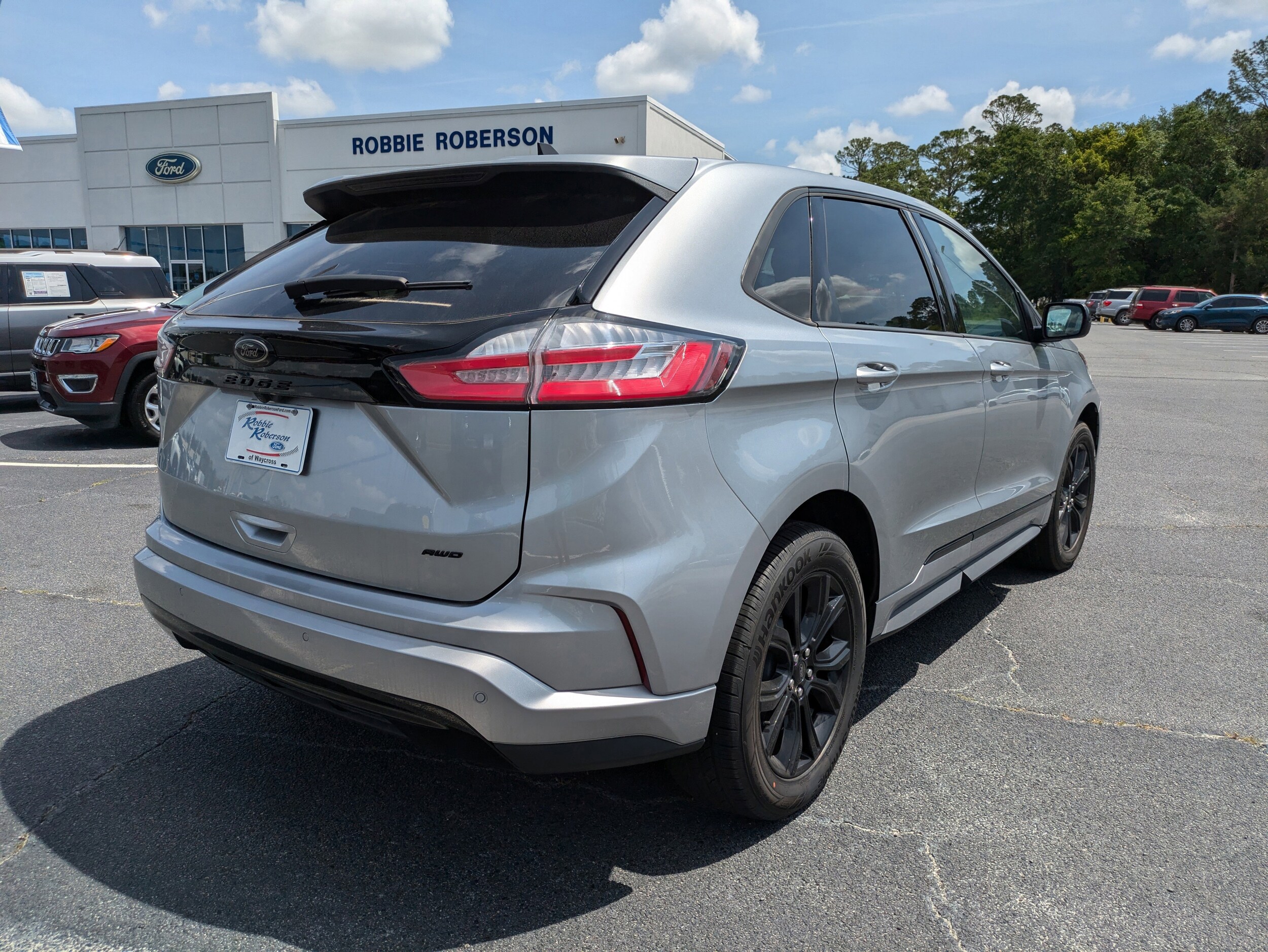 2024 Ford Edge SE photo 4