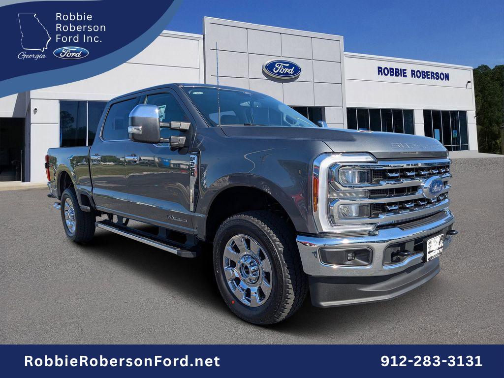 2025 Ford F-250 Super Duty Lariat's photo