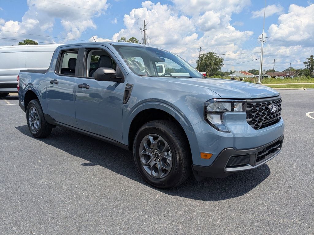 New 2025 Ford Maverick XLT SuperCrew