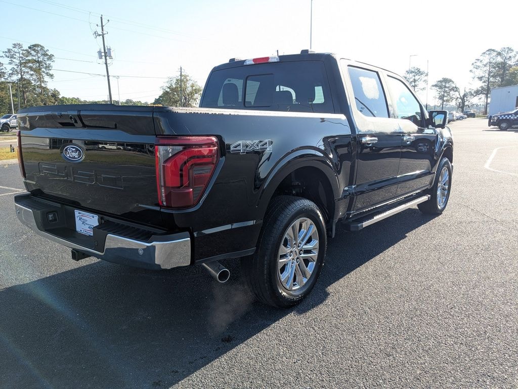 New 2026 Ford F-150 Lariat Crew Cab