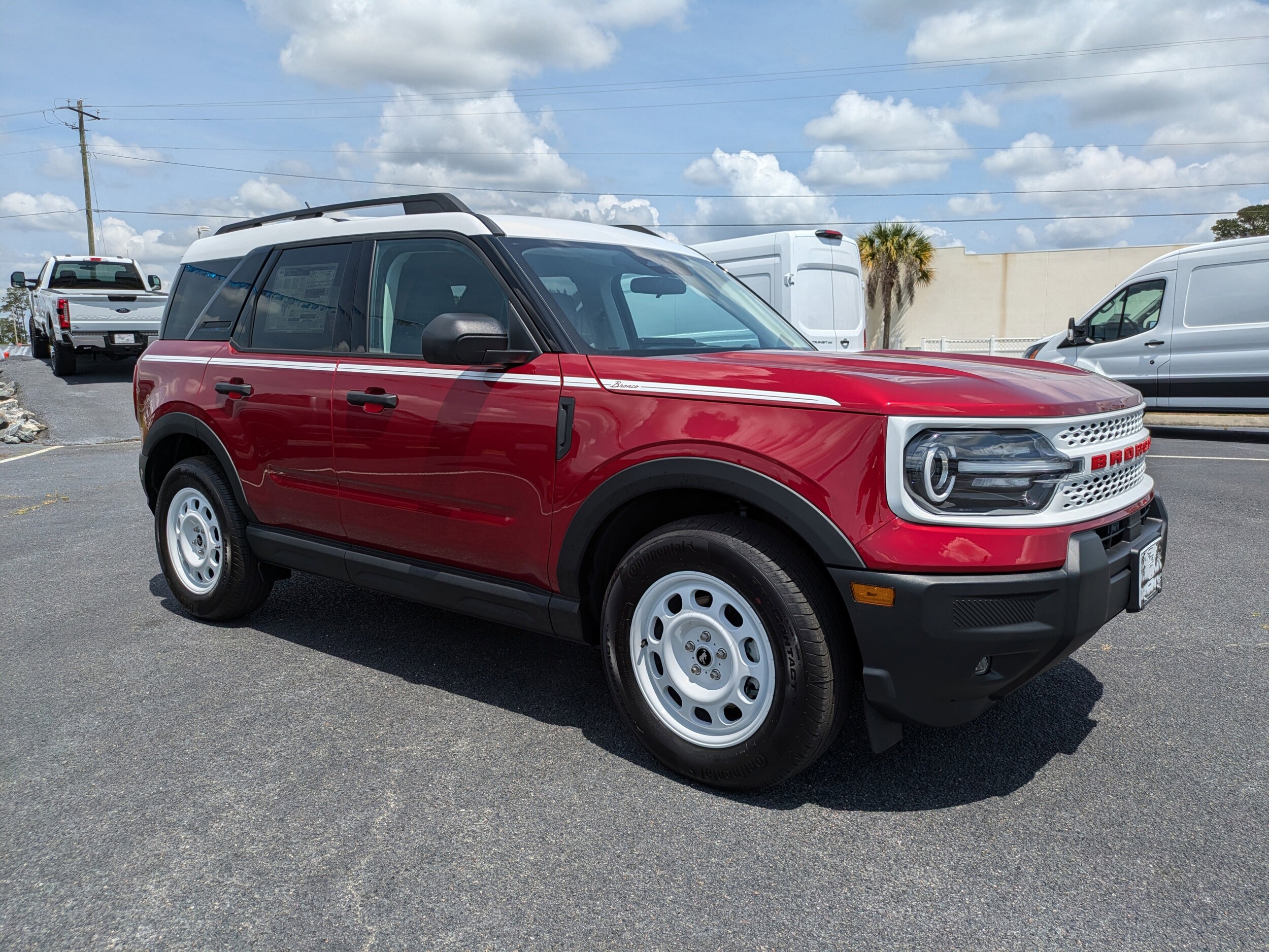 2025 Ford Bronco Sport Heritage photo 2