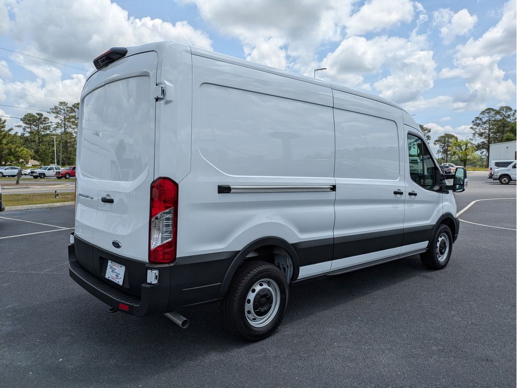 2025 Ford Transit Cargo Van photo 3