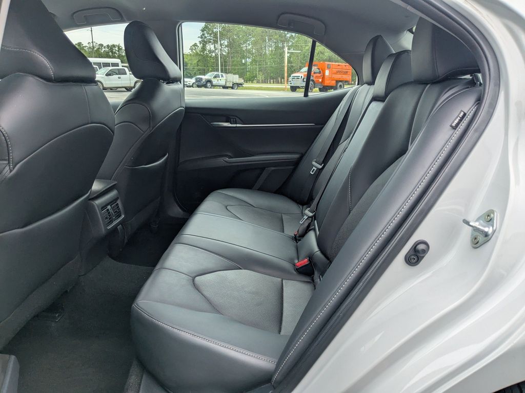 2023 Toyota Camry XSE - Photo 13